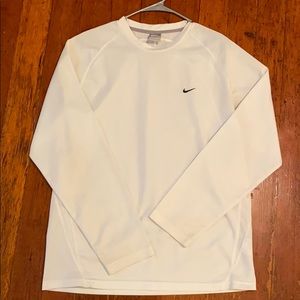 Nike men’s long sleeved moisture wicking tee sz M